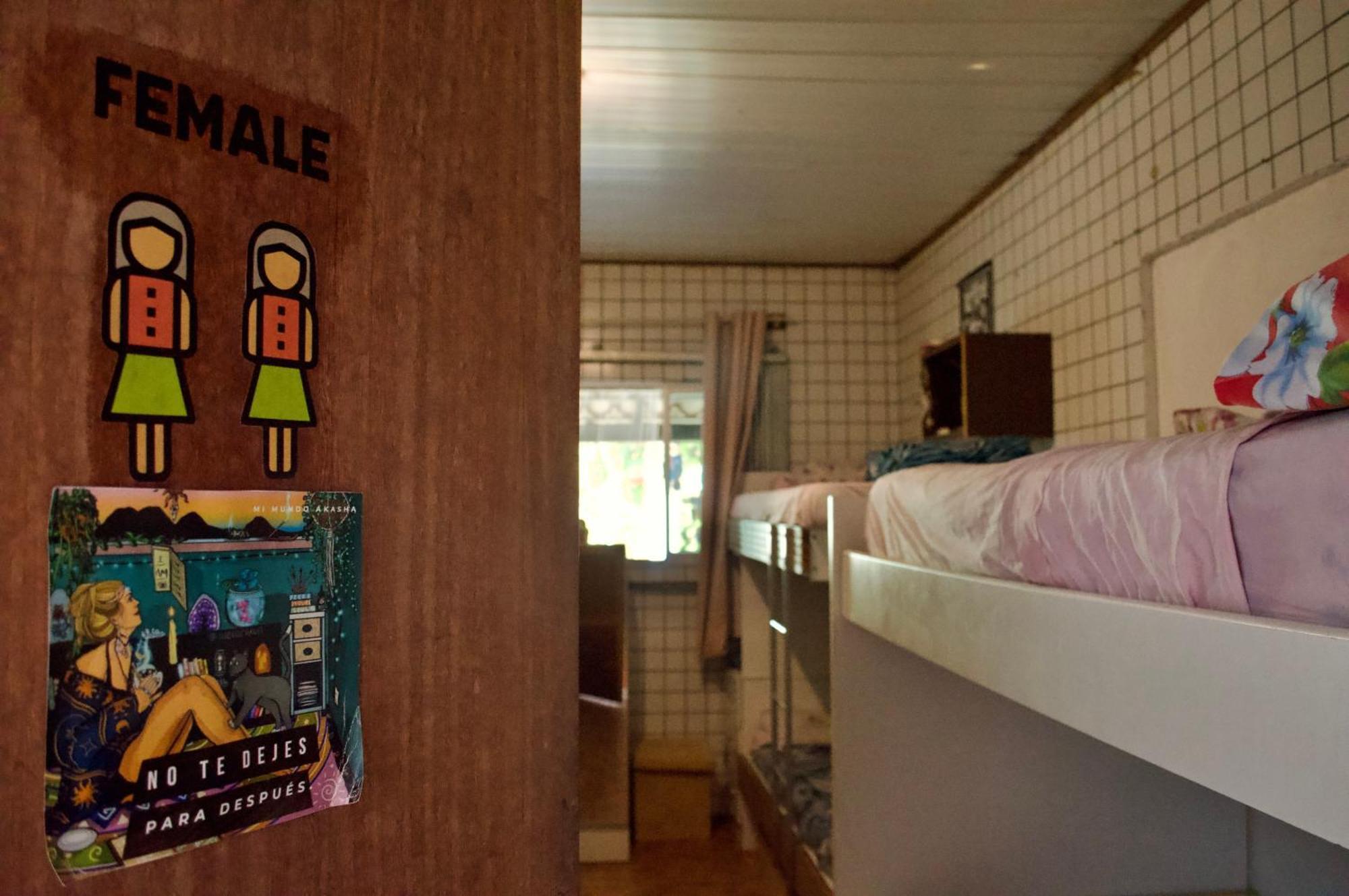 Hostel Barra Bar Balneário Camboriú Kültér fotó